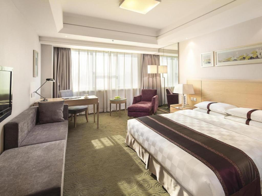 Ramada Plaza Shenyang Citycenter Esterno foto