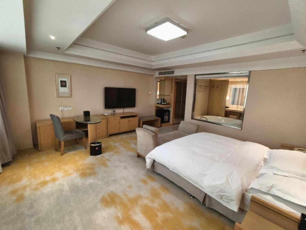 Ramada Plaza Shenyang Citycenter Esterno foto
