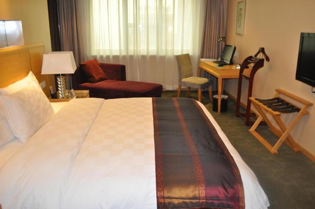 Ramada Plaza Shenyang Citycenter Esterno foto