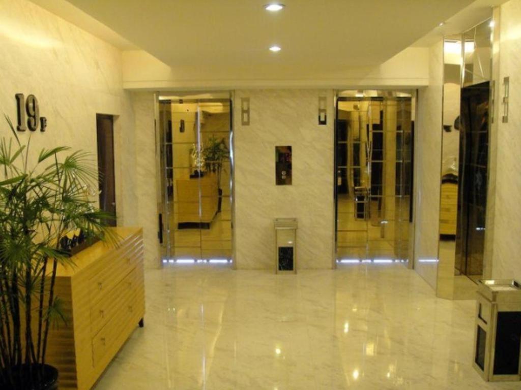 Ramada Plaza Shenyang Citycenter Esterno foto